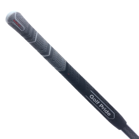 Used Titleist 917 D2 Driver / 8.5 Degrees / Stiff Flex