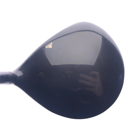 Used Titleist 917 D2 Driver / 9.5 Degrees / Stiff Flex