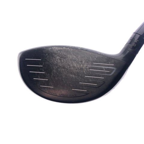 Used Titleist 917 D2 Driver / 9.5 Degrees / Stiff Flex