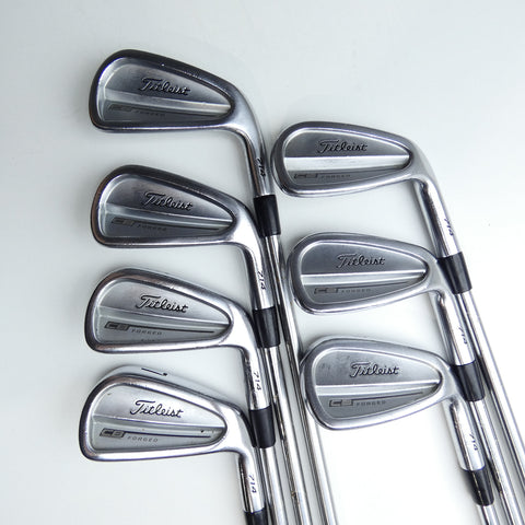 Used Titleist CB 714 Iron Set / 4 - PW / Regular Flex