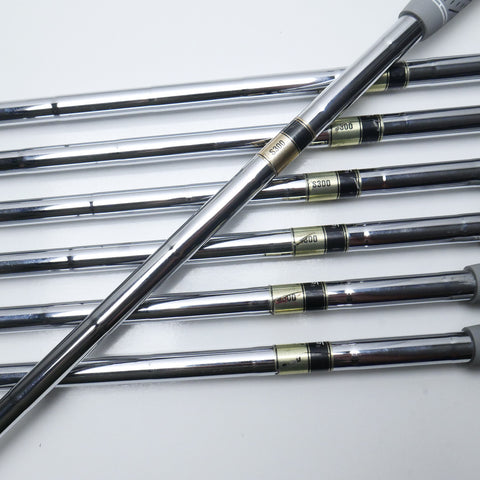Used Titleist CB 714 Iron Set / 4 - PW / Stiff Flex