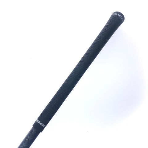Used Titleist GT2 Driver / 9.0 Degrees / Stiff Flex
