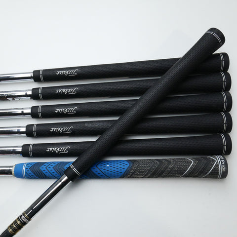 Used Titleist MB 714 Iron Set / 4 - PW / Stiff Flex