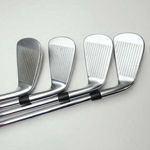 Used Titleist T200 Iron Set / 4 - PW / Stiff Flex / Left-Handed