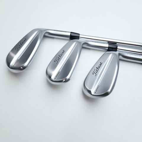 Used Titleist T250 2025 Iron Set / 5 - PW + 48° / Regular Flex