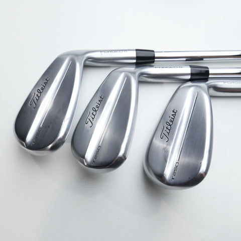Used Titleist T250 2025 Iron Set / 5 - PW + 48° / Regular Flex