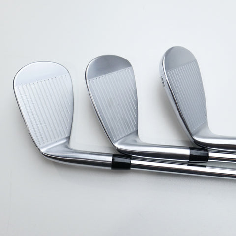 Used Titleist T250 2025 Iron Set / 5 - PW + 48° / Regular Flex