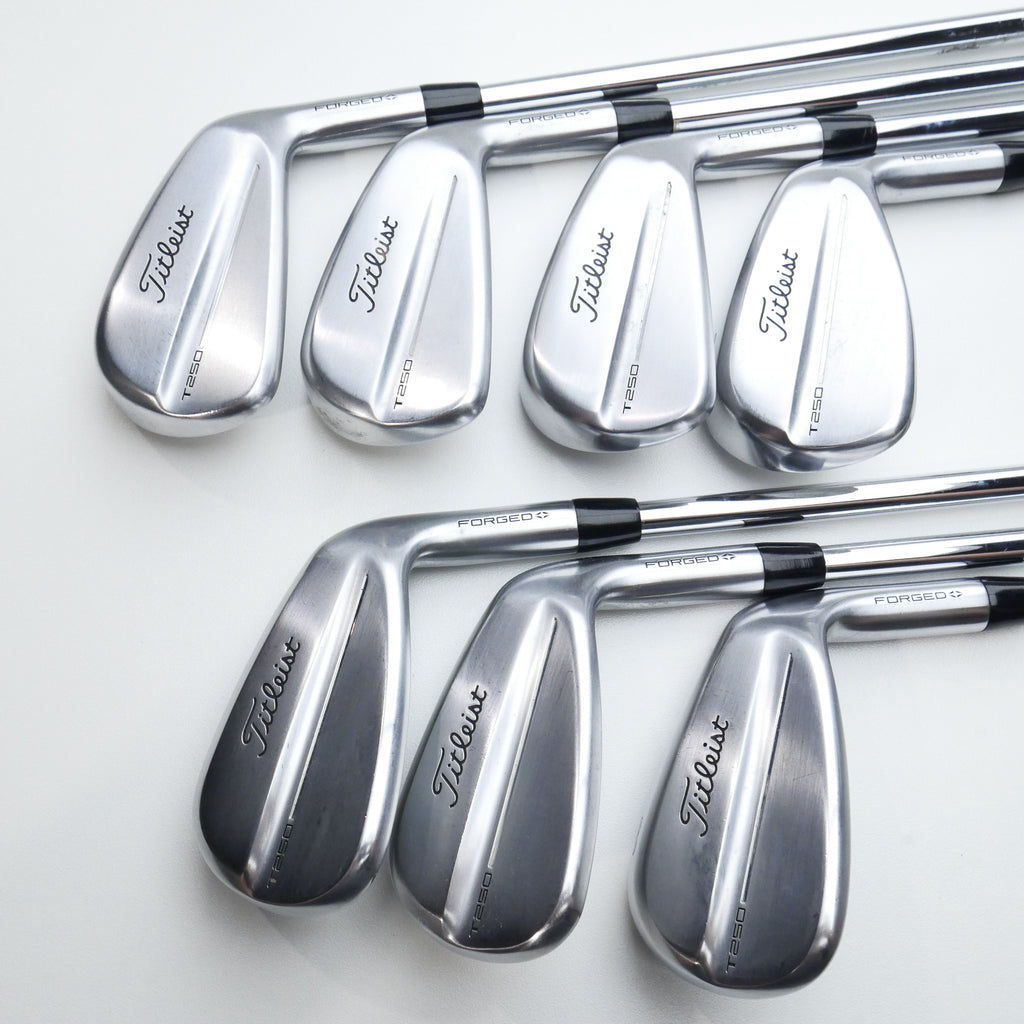 Used Titleist T250 2025 Iron Set / 5 - PW + 48° / Regular Flex