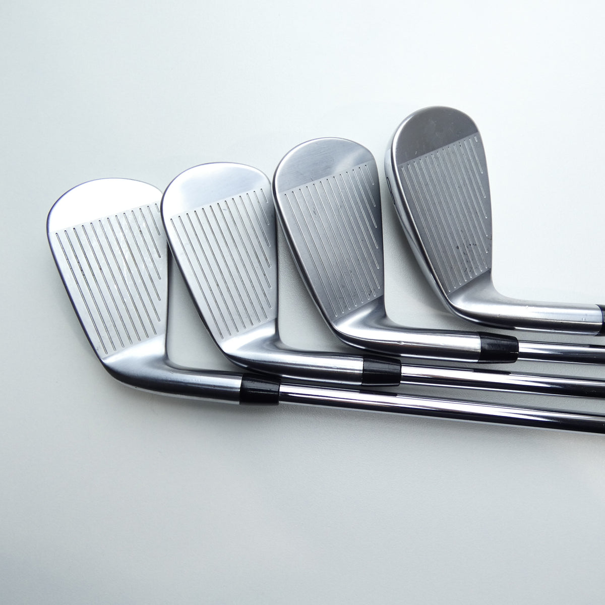 Used Titleist T250 2025 Iron Set / 5 - PW + 48° / Stiff Flex