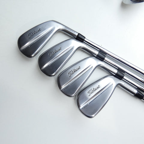 Used Titleist T250 2025 Iron Set / 5 - PW + 48° / X-Stiff Flex