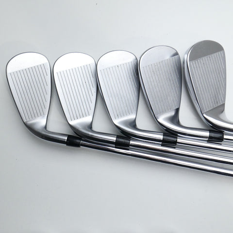 Used Titleist T400 Iron Set / 5 - SW + 43° + 49° / Regular Flex