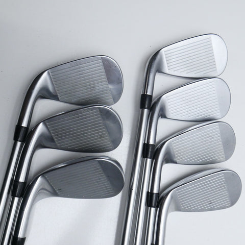 Used Titleist T400 Iron Set / 6 - PW + 43° + 49° / A Flex