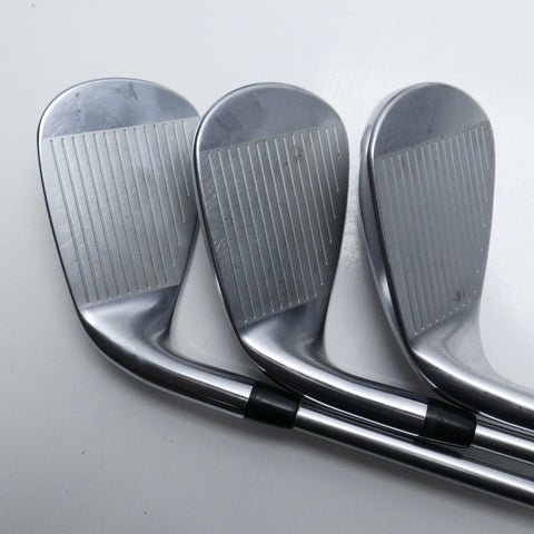 Used Titleist T400 Iron Set / 6 - PW + 43° + 49° / A Flex
