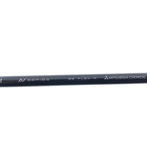 Used Titleist TSR 3 5 Fairway Wood / 18 Degrees / Regular Flex