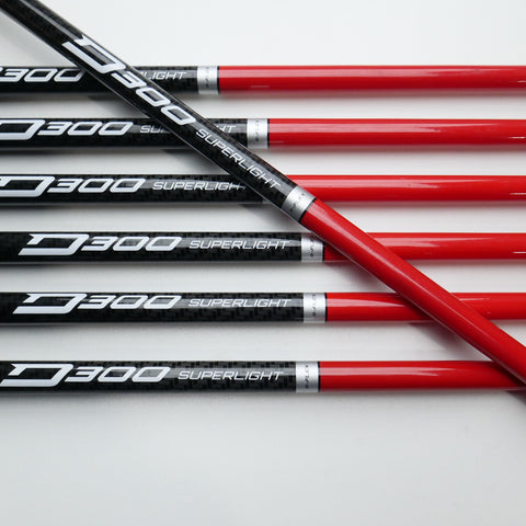 Used Wilson D300 Iron Set / 5 - SW / Regular Flex