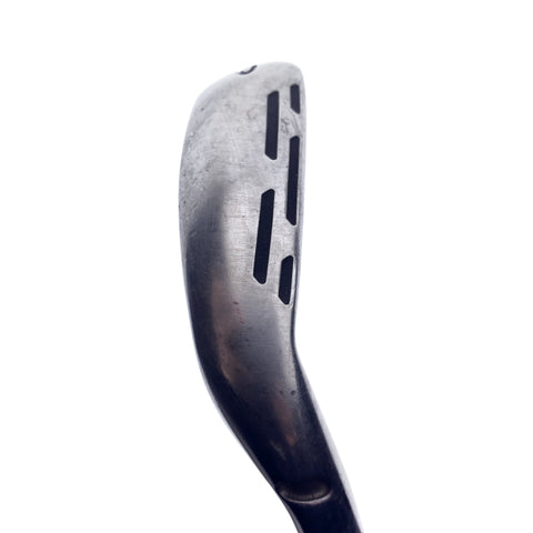 Used Wilson D7 9 Iron / 38 Degrees / Regular Flex