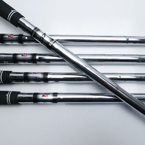 Used Wilson D7 Iron Set / 6 - PW / Regular Flex