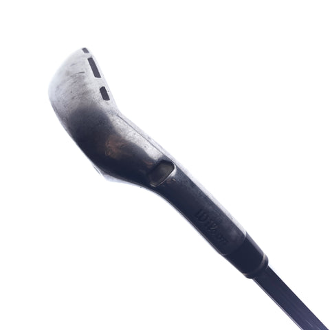 Used Wilson D7 PW Iron / 43 Degrees / Regular Flex