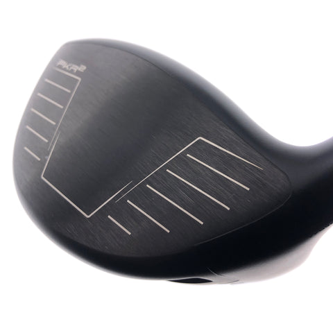 Used Wilson Dynapower Carbon Driver / 10.5 Degrees / Regular Flex