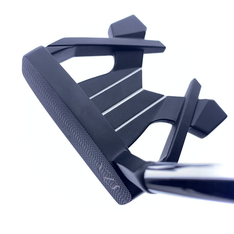 Used Wilson Infinite Buckingham 2024 Putter / 34.0 Inches