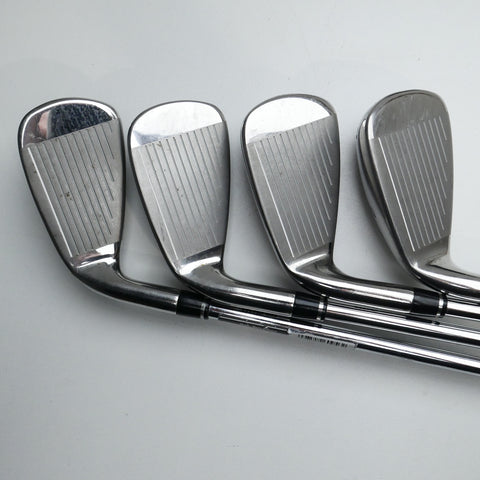 Used Wilson Launch Pad 2022 Iron Set / 5 - PW + GW / Uniflex