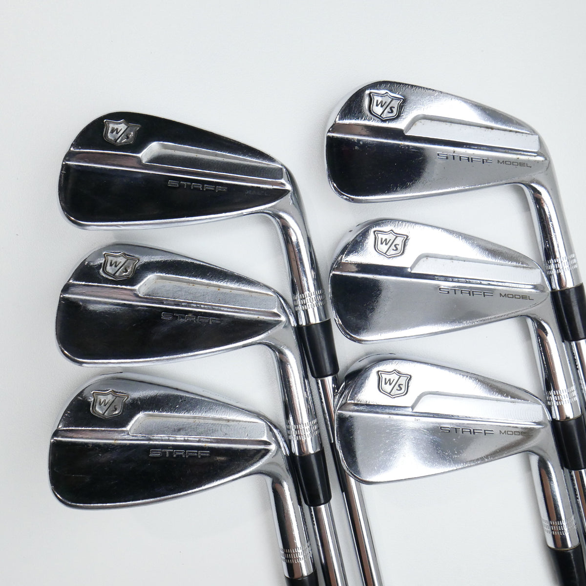 Used Wilson Staff Model Blade Iron Set / 5 - PW / Regular Flex