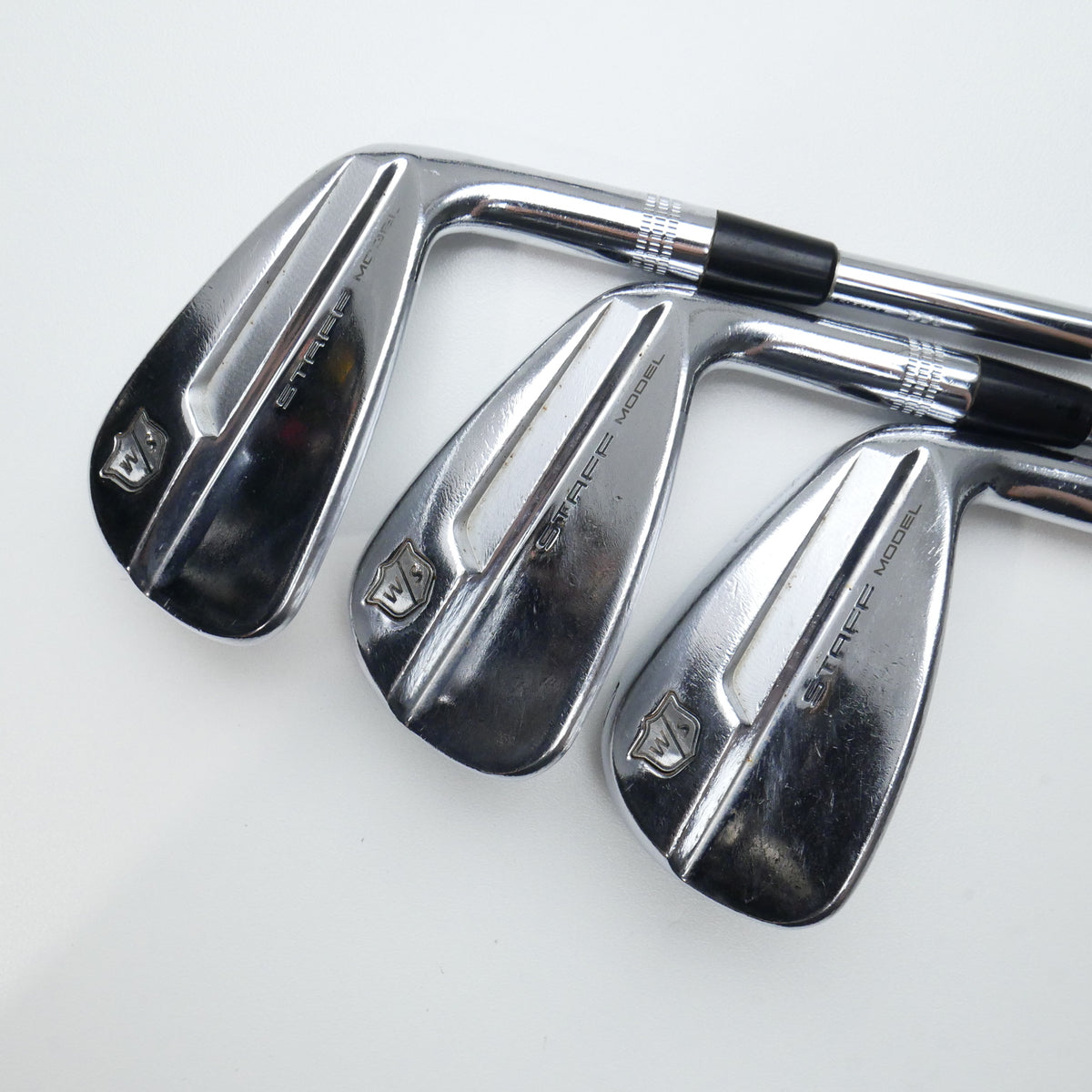 Used Wilson Staff Model Blade Iron Set / 5 - PW / Regular Flex