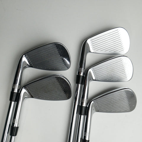 Used Wilson Staff Model Blade Iron Set / 6 - PW / Stiff Flex