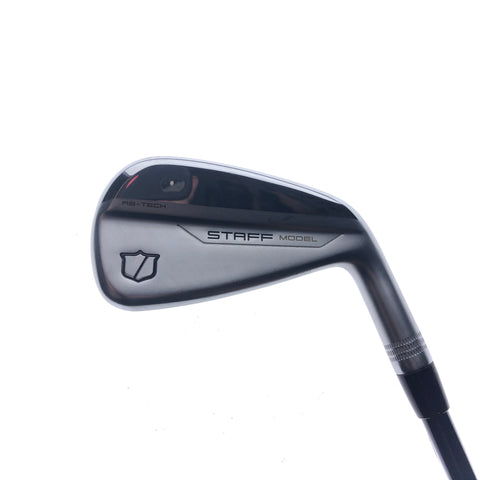 Used Wilson Staff RB Utility 2 Hybrid / 18 Degrees / Stiff Flex