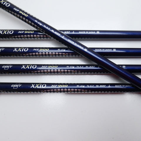 Used XXIO 9 Iron Set / 6 - PW / Ladies Flex