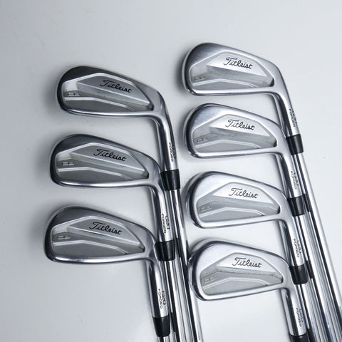 Used Titleist 620 CB Iron Set / 4 - PW / X-Stiff Flex