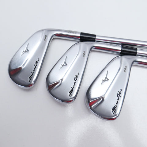 Used Mizuno Pro 225 Iron Set / 5 - PW / Regular Flex