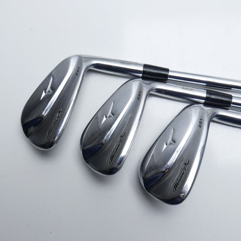 Used Mizuno Pro 223 & 221 Combo Iron Set / 4 - PW / Regular Flex