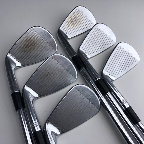 Used Wilson Staff Model Blade Iron Set / 5 - PW / Regular Flex - Replay Golf 